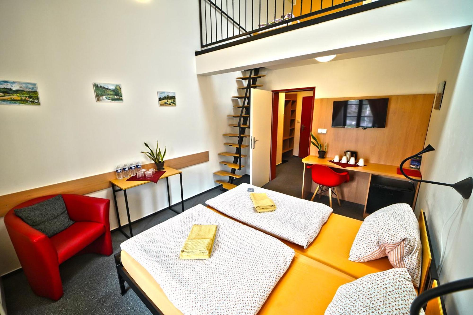 Wellness Lihovar Отель Tremosnice